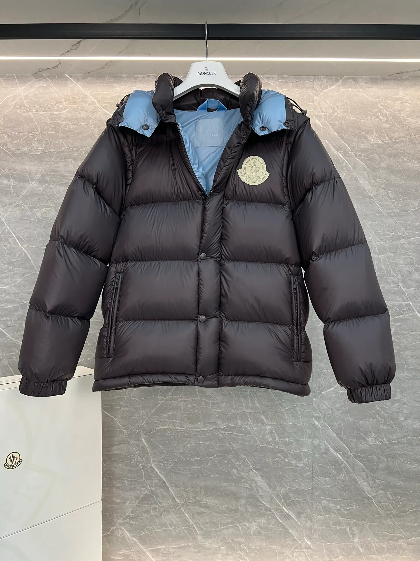 P390 Premium 2026 Original 90 ！ Premium ， ， ， ， ， ， ， 。 ， 。 ， ， ， 。 Size：M-3XL